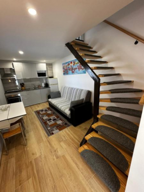 Duplex Moderno Perto da Praia